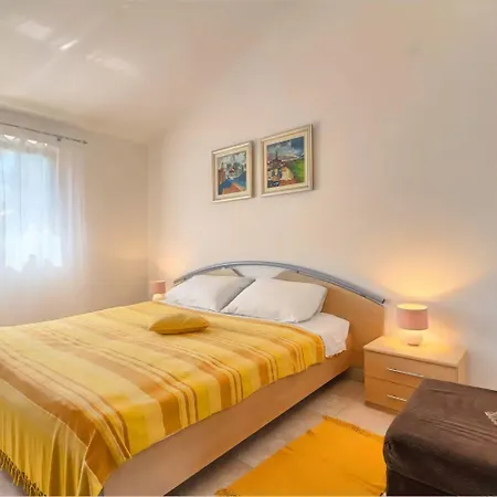 Apartment Franulovic