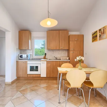 Franulovic Apartment *