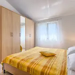 Apartman Franulovic Premantura