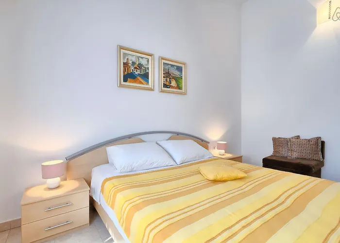 Apartment Franulovic