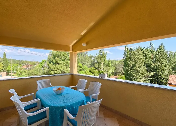 Franulovic Apartment